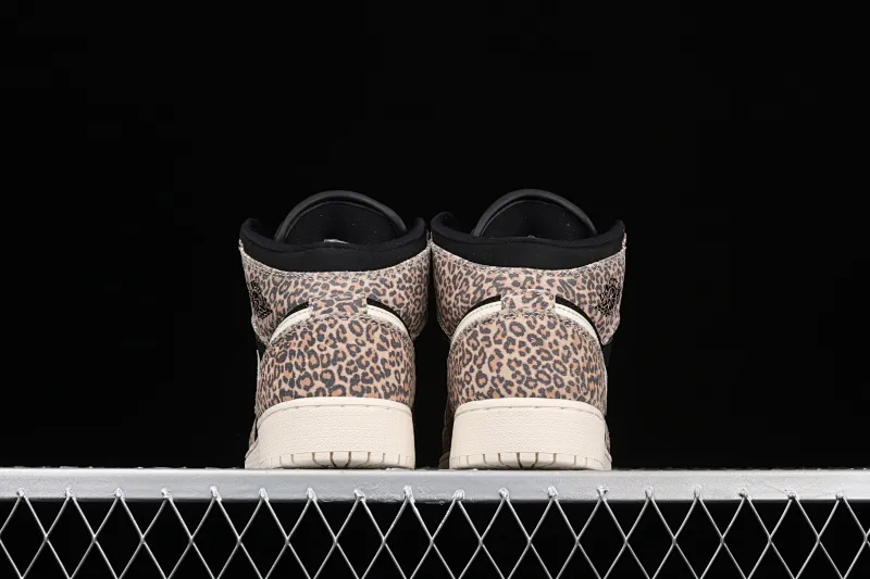 All categories Air Jordan Jordan series basketball shoes Air Jordan 1 Mid G version pure original Air Jordan 1 Mid GS AJ1 Joe 1 leopard print Chinese basketball shoes BQ6931-021